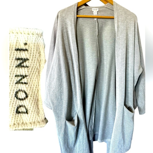 DONNI. Sweaters - DONNI cardigan OSFA plus